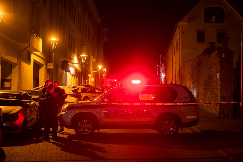 A szlovák elnök is megszólalt a pozsonyi melegbárnál történt gyilkosság után – Humen Online